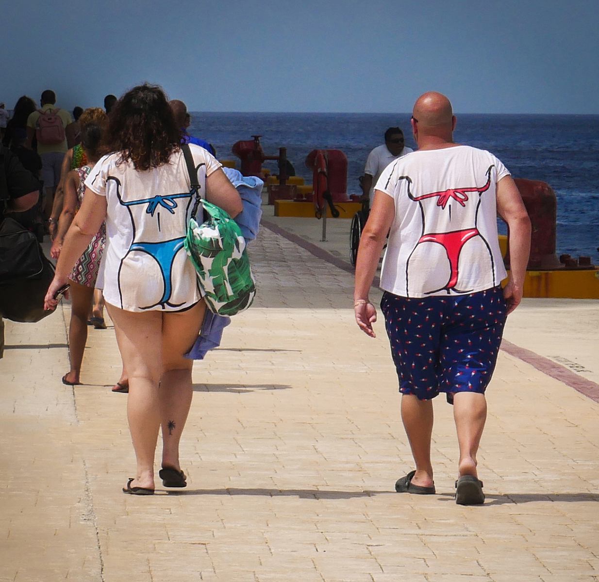 Does My Bum Look Big In This by David Broughton