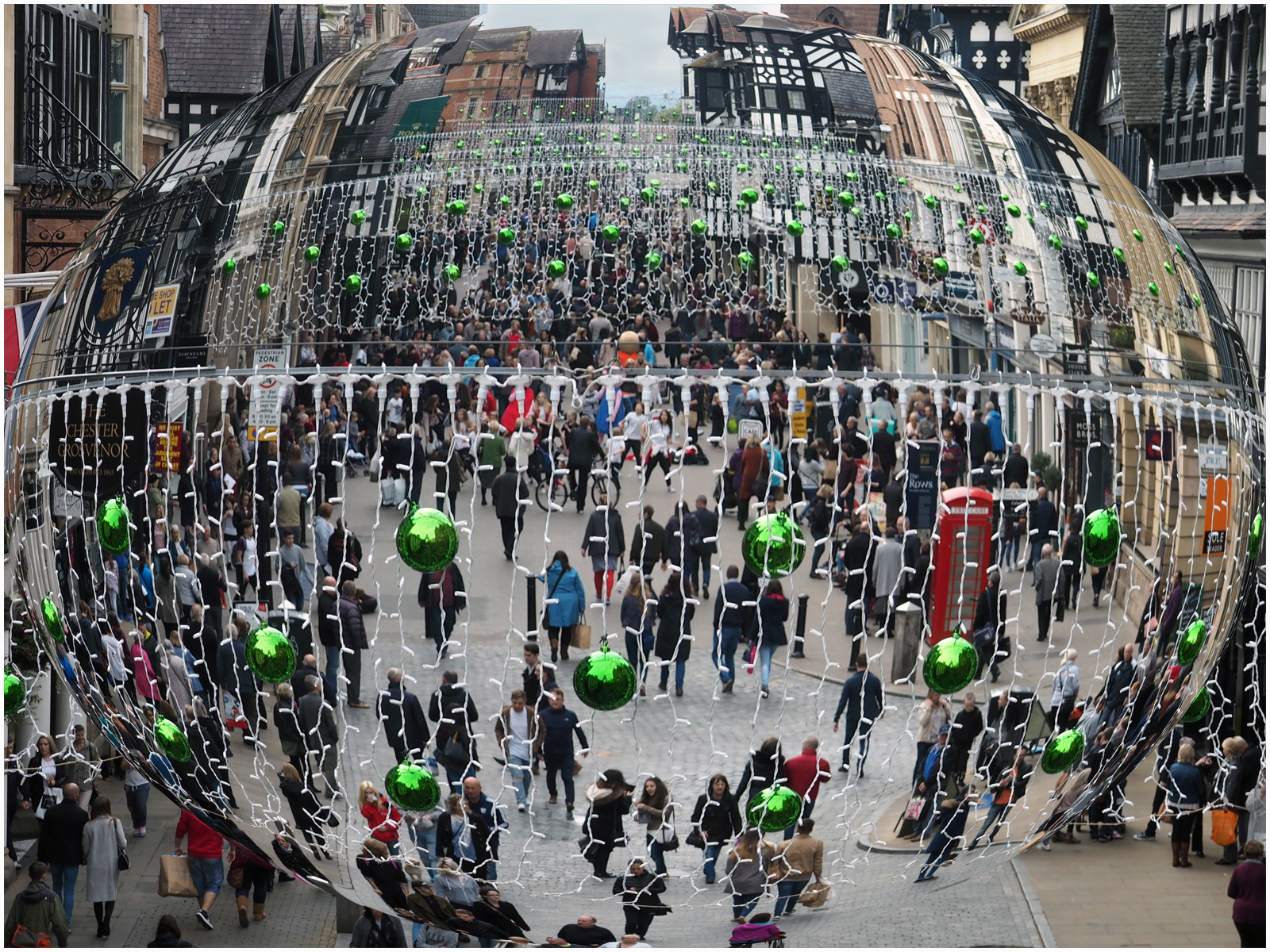 Chester Christmas Bubble by Eric Craven