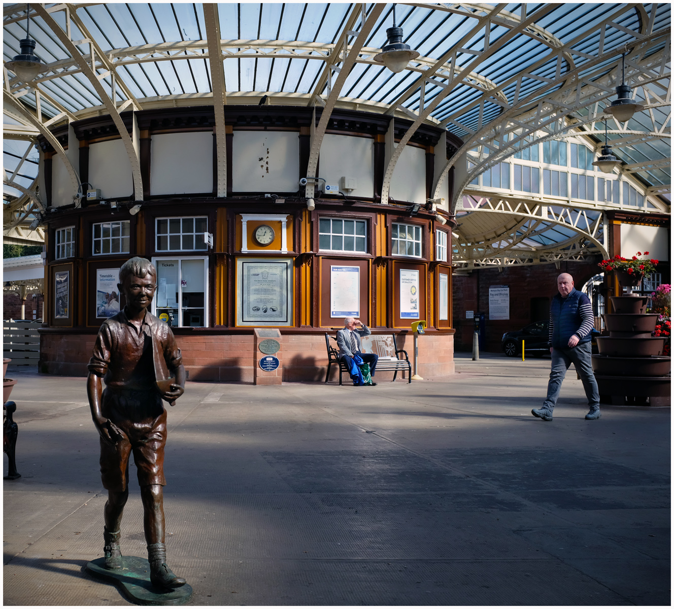 Wemyss Bay Walkers by Eric Craven