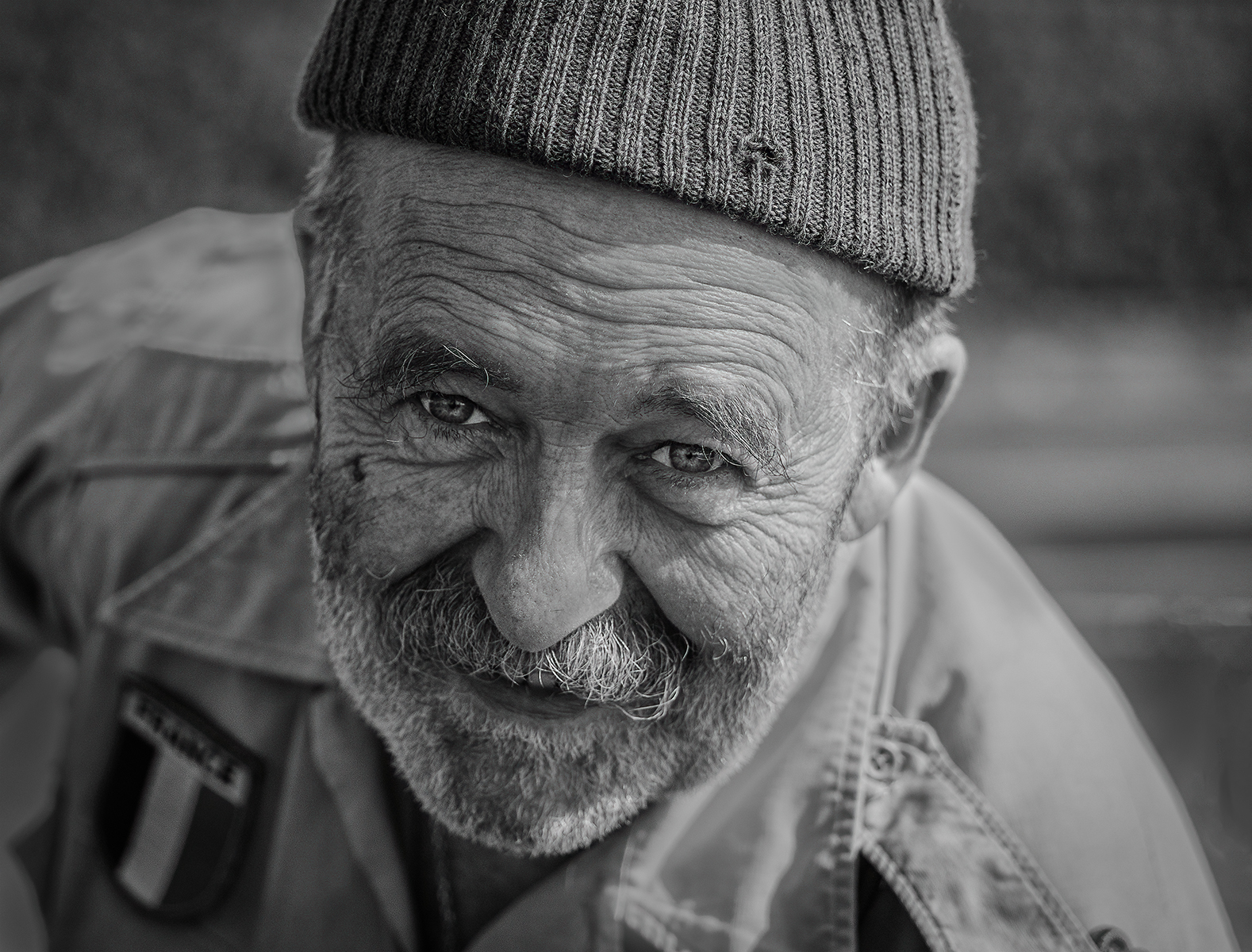 Veteran With Woolly Hat by Stuart Cahill — Score: 16 pts