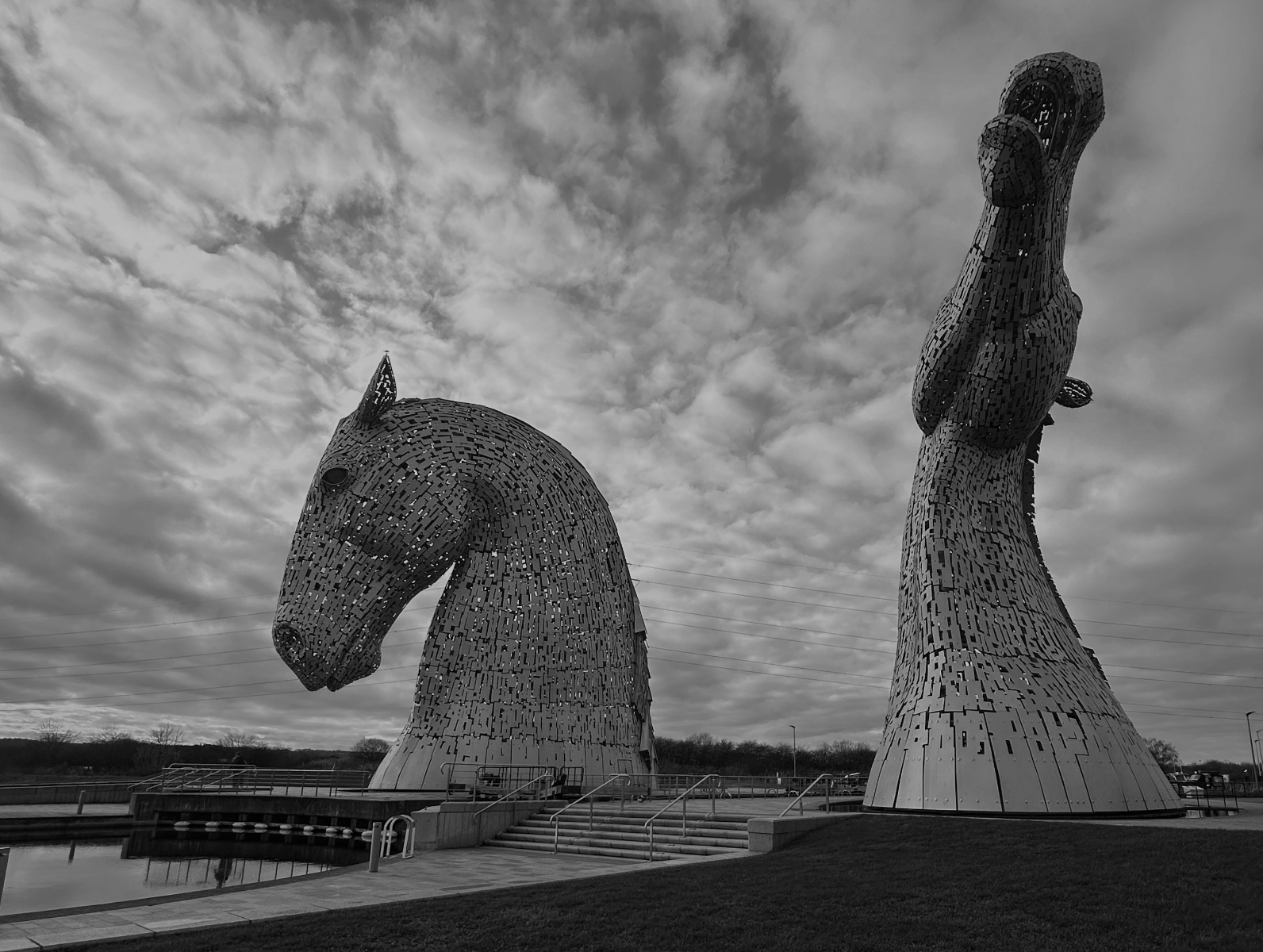 Kelpies  by Grant Douse — Score: 17 pts