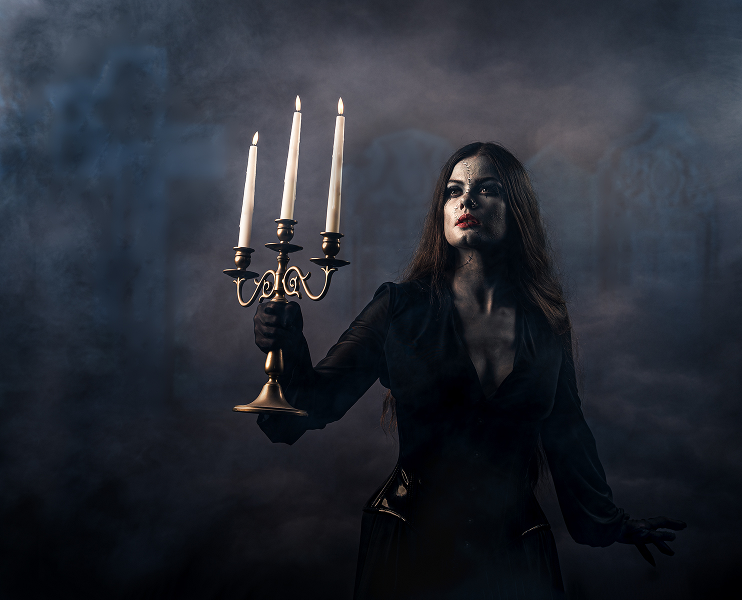 Graveyard Vigil by Elaine Cook — Score: 18 pts