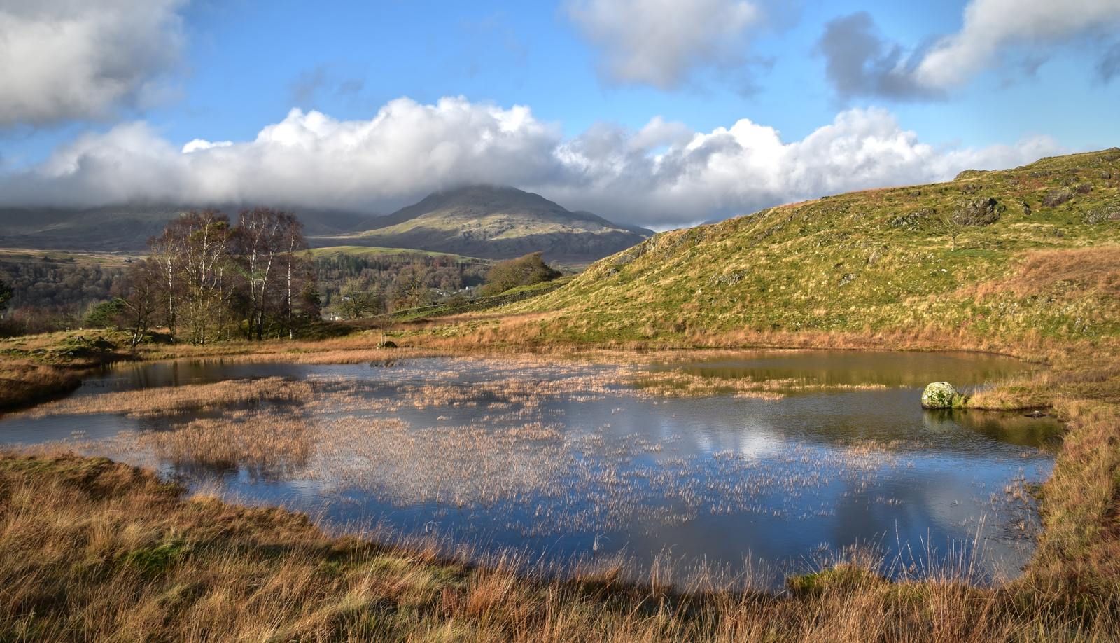 Kelly Hall Tarn by Mike Dorrington — Score: 16 pts