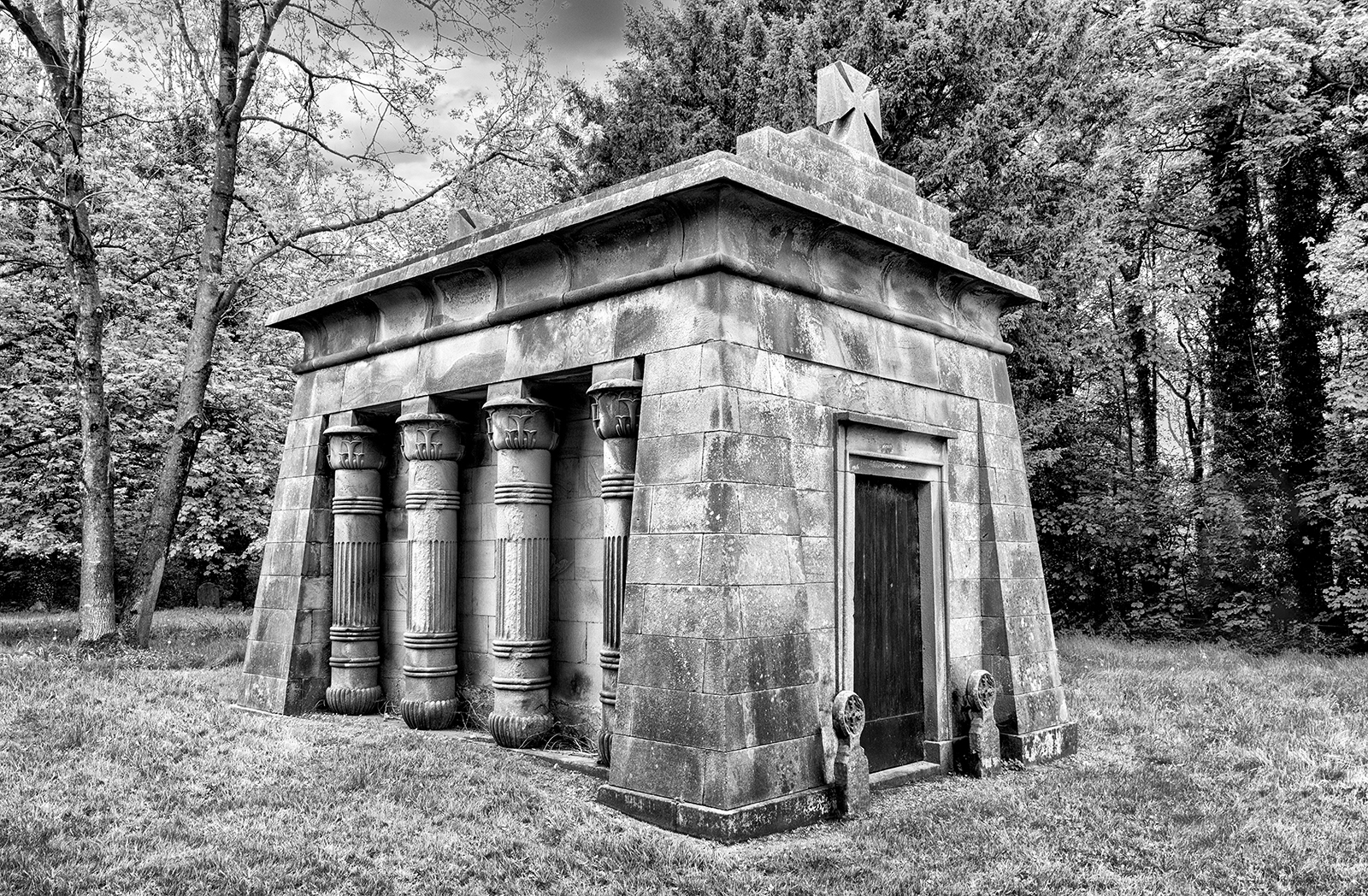 Thurnham Mausoleum by Ian Mulroy — Score: 18 pts