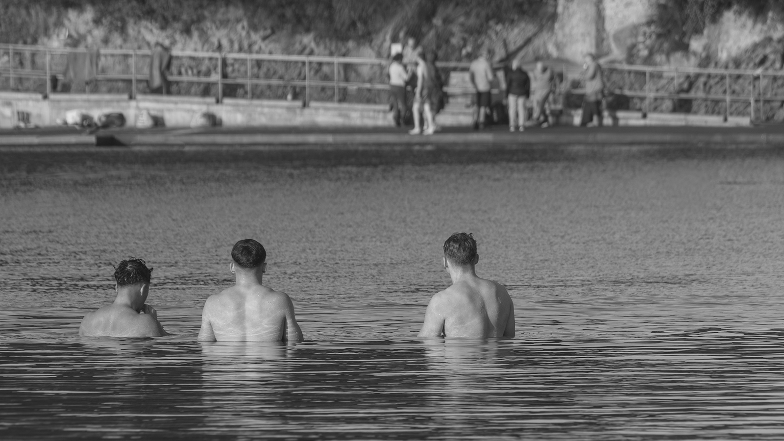 Waiting To Get Out by Karen Morris — Score: 14 pts