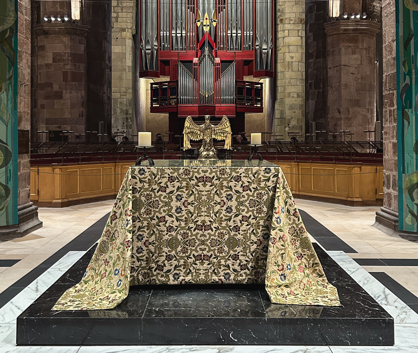 St Giles Cathedral by Mike Halstead — Score: 17 pts