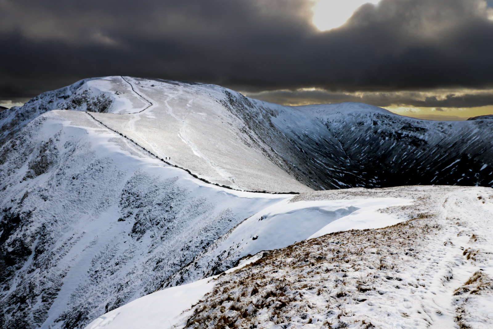 Storm On High Street by Paul Headley — Score: 14 pts