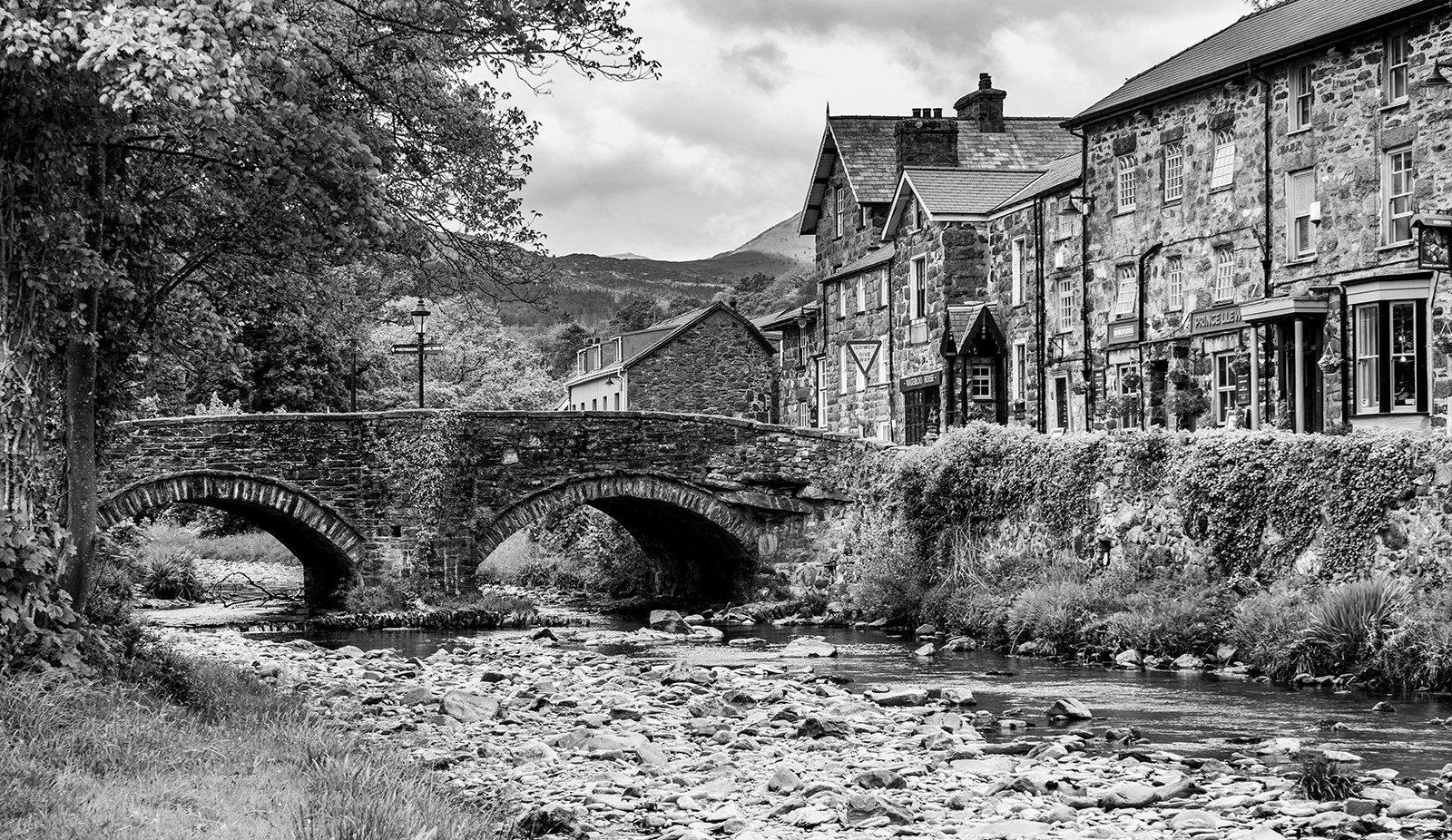 Bridge At Beddgelert by Daryl Giles — Score: 19 pts