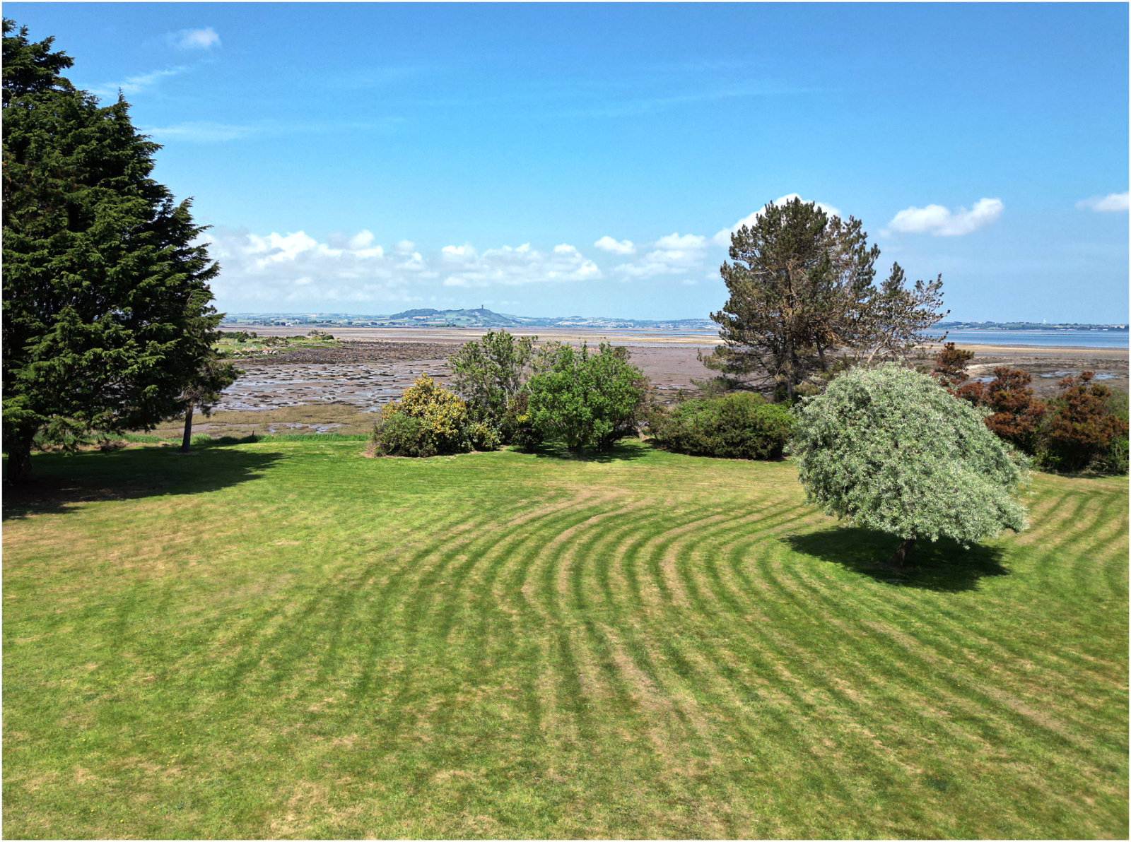 Strangford Lough by Eric Craven — Score: 16 pts