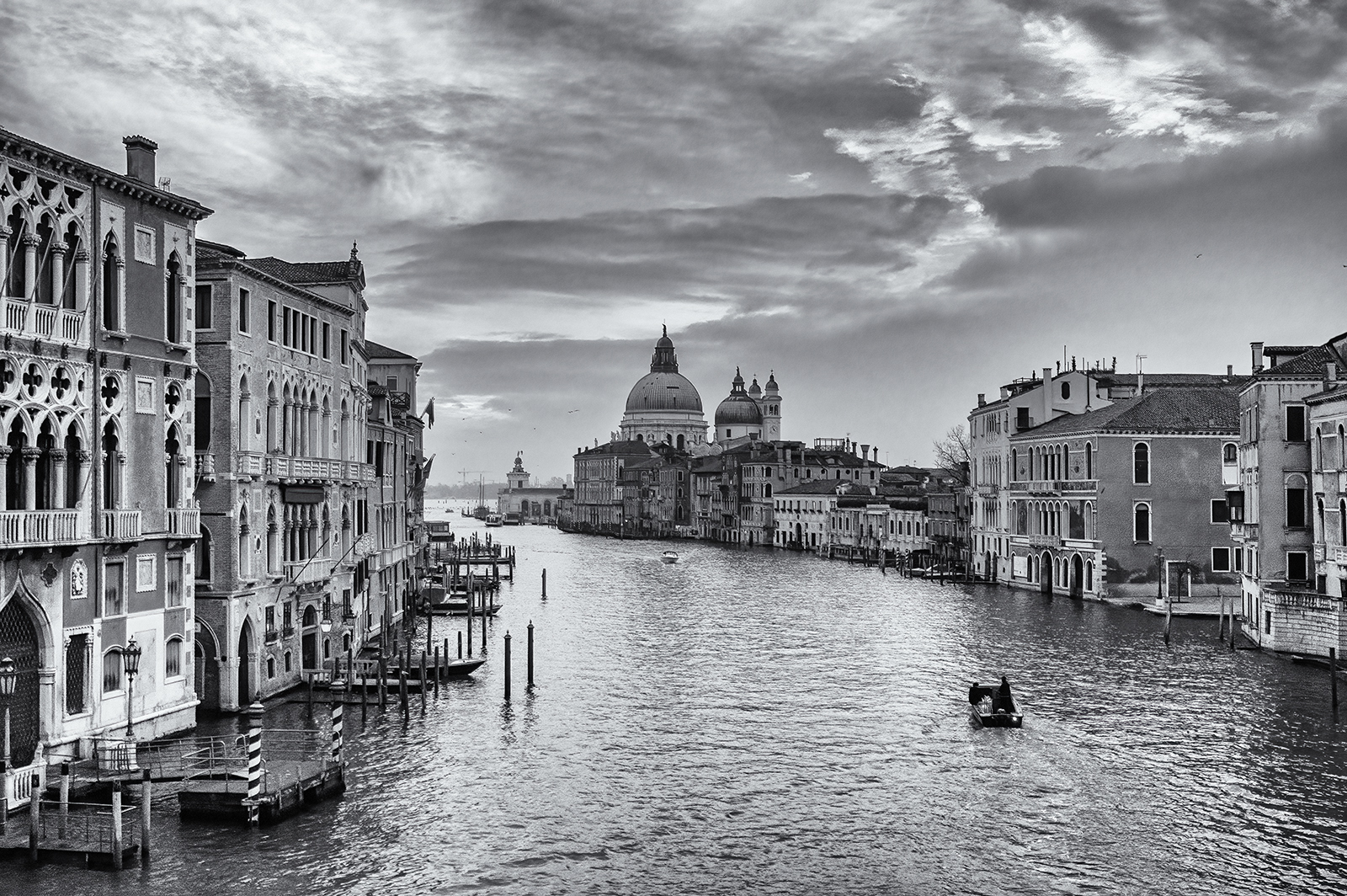 No Show Sunrise by Stuart Cahill — Score: 17 pts